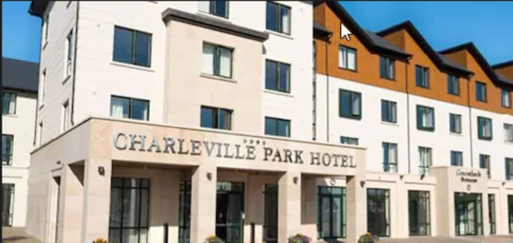 Charleville Park Hotel & Leisure Club Ireland Dış mekan fotoğraf