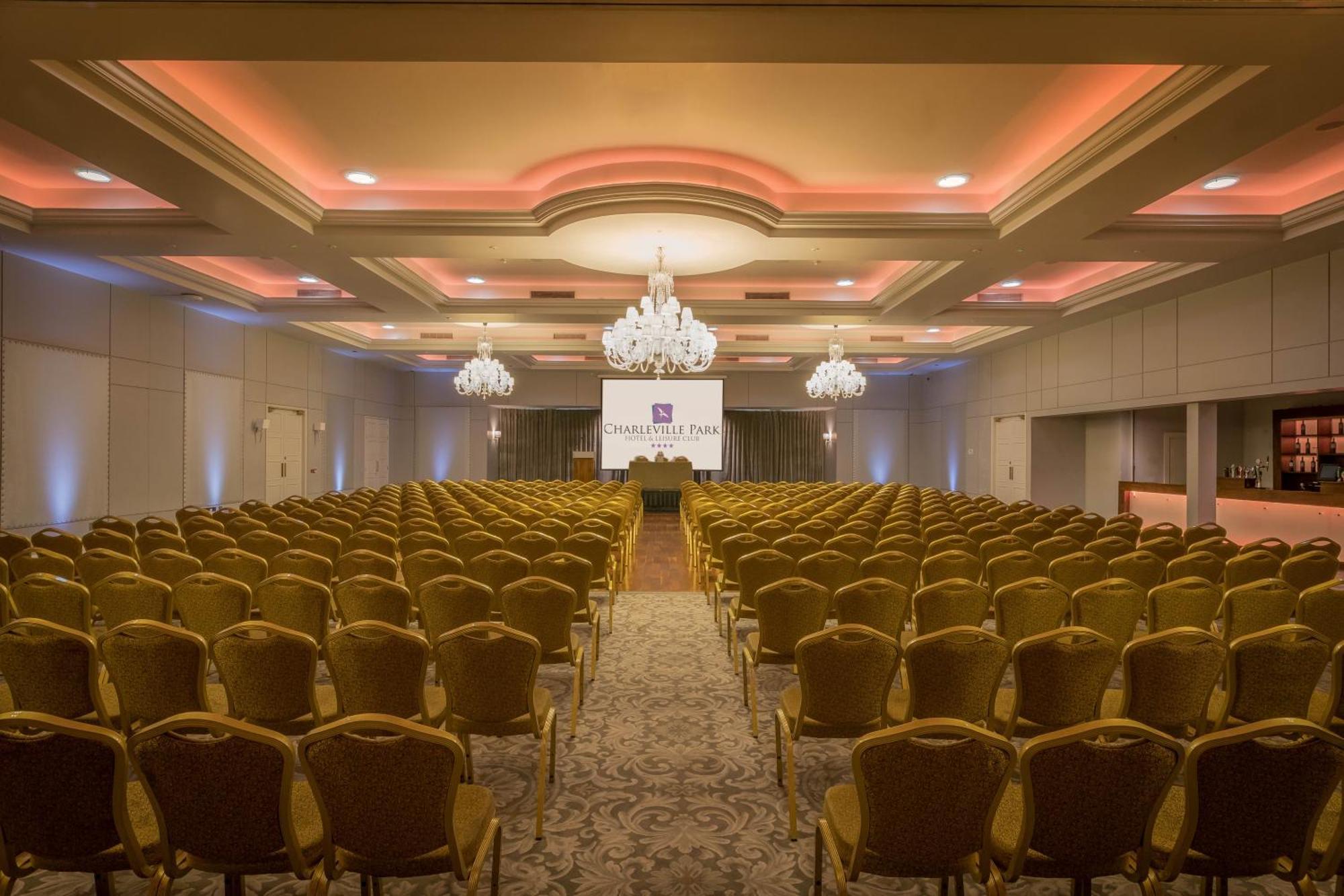 Charleville Park Hotel & Leisure Club Ireland Dış mekan fotoğraf
